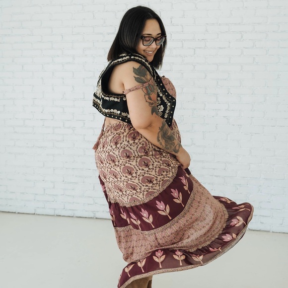 SPELL Château Quilted Strappy Maxi Dress - 3XL - Picture 3 of 17